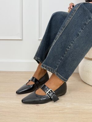 c79ab563-e108-48a2-925e-6a69a482f688