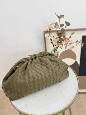 5be519c7-0076-4f47-a560-36a315f73f54