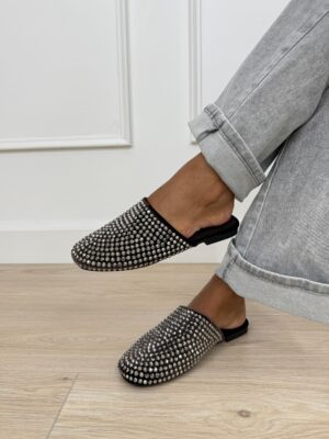 63b41541-3bd3-4e90-a7f6-0b6aa7418f5d