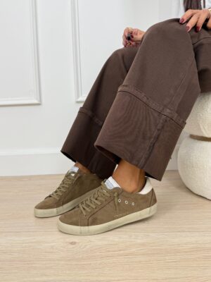 6cb3ac62-56e7-48b3-a63e-3024a2ab2097