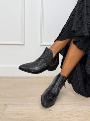 9f7190f3-1298-4bb9-beff-5574de17f445