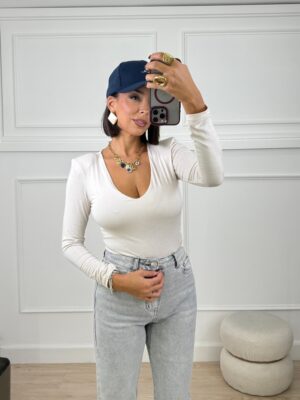 3a7cba8d-d95f-4262-b17e-1d8d3c0267ec