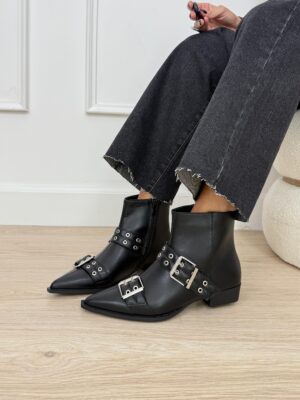 3f55d7a8-841a-48f4-9557-95b57bde6a8d