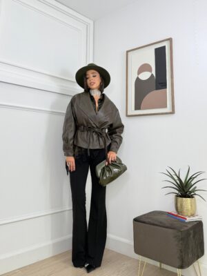 4950ff8e-f6e2-41b4-9b0b-4389fdd73203