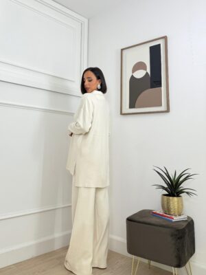 4efe2df4-9eb3-4746-a701-4428870adf97