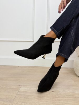 995c1951-f1fe-481a-b730-c02ba60c43c5