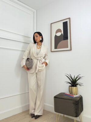 b3231118-75dd-405d-8c92-4f3f9572e957