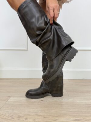 d00b4035-73b2-48b6-a8b6-54c17a651cc2