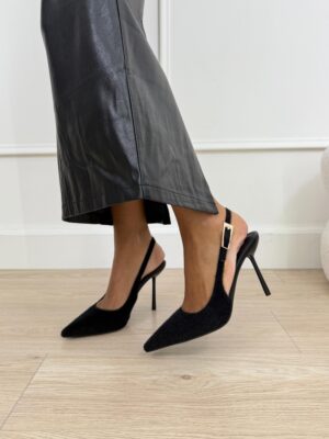 d5126074-5f78-4395-9286-b0b3adf59927