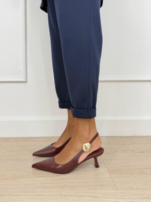 da865142-77b2-4544-ade9-5c4063bb20b0