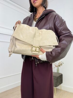 e8daeb1b-1581-4643-87b2-1891d5e35754