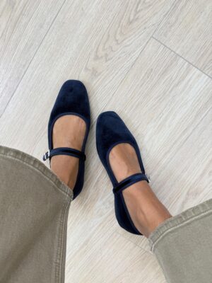 e93b640b-14ca-47fd-a246-69c4f5b91398