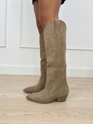 ea88e798-e748-45d3-9383-a4f1a42ec735