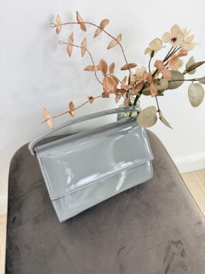 fad27df7-eef1-4324-9604-c427d71f8e30