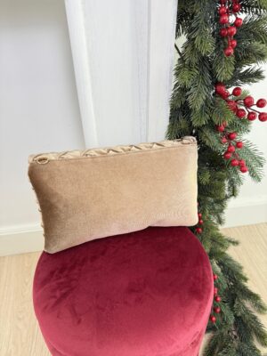 31aa9dd8-bbf7-47b3-984c-bcdbc768c430