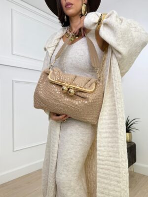 34001985-fd48-4501-9178-5fca7caa9594