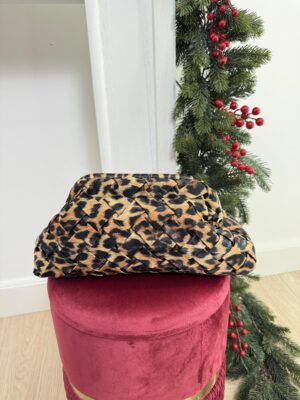 5d513052-d74e-436b-931e-990ebbb5bebf