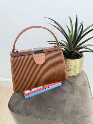 940dcdc7-9ea4-4008-b93f-169fffbe526b