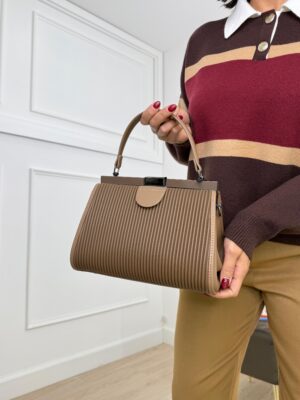 94877094-6b43-4f42-84f9-ef2ebaf9cc2d