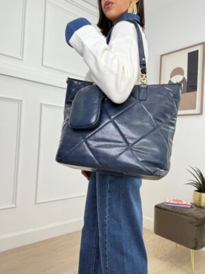 a059fc70-99fc-427d-a925-2d7f1b18f927