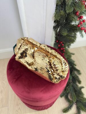 ab21f0af-bd38-471c-8176-c2516567a403