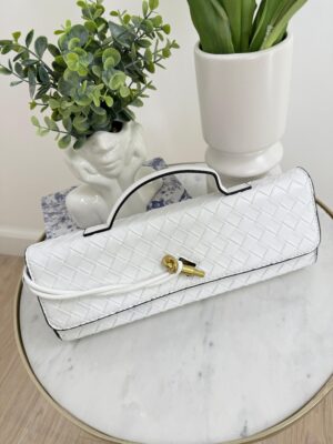 c837eb5c-f942-4d46-92a7-8297af65ea49