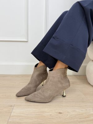 cd4e4141-6096-4494-b1ea-aad094289b60