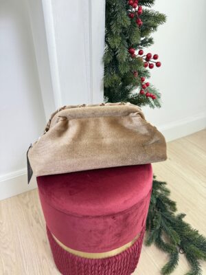 f736734b-d0f8-40de-b377-124679cfb685