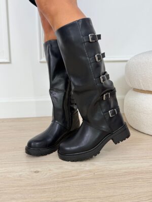 03afcfe3-8cab-4de2-aac5-0bf73b6b3927