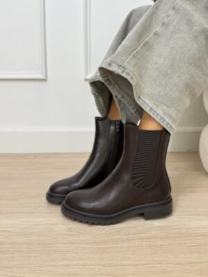 18817782-489a-474e-8f52-4ad39fe1ef54