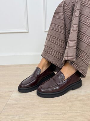 4d5d66f1-f936-484f-9993-efa75c2c6033