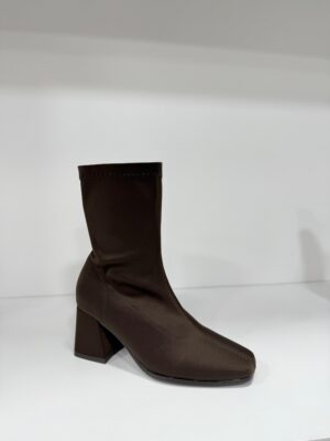 82807ad4-e84f-4417-9659-429a411877f2