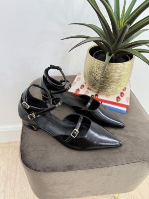 a08e343f-a80f-4f38-a69b-4cec065785ac