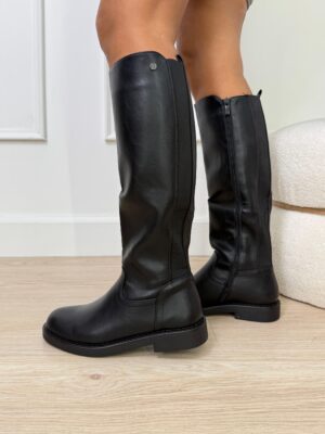 a4f12c4b-5f85-49e5-b515-539a736dc1df