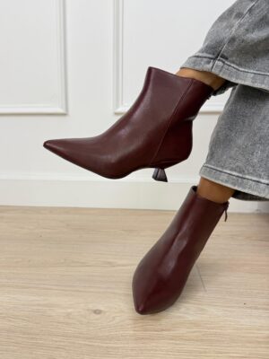 b3065cb7-0388-4e73-b49d-5d54f0300b88