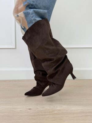 c64de8dd-1298-45a7-aefb-2bf4c3ab4582