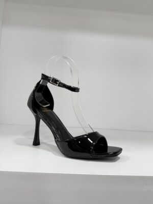 cbf7b53a-d6c9-4562-b3ff-cec3e80182c2