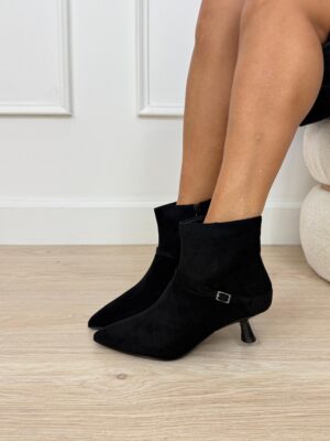 cc452080-c3e4-45bf-8d80-bdb92d86aef8