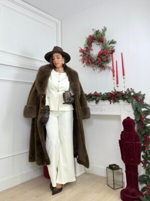 e4b3c4e3-d356-41d0-9b78-0f87bfb107e1