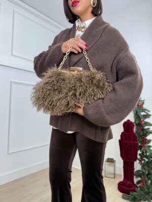 fe835d18-a9a6-4e61-8570-e61838b3b1b0