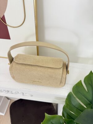 52ccd1bf-0782-4f3b-84d9-ff3bebadfc25