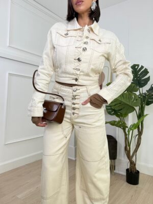 95a25b87-8397-479e-950b-a69eba232758