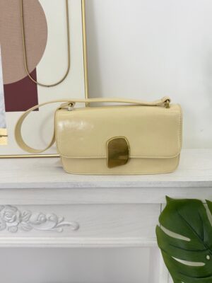 a4146712-5d36-4772-b918-98c51cd981cf