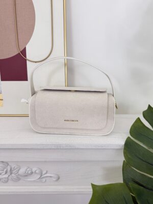 b2f7f798-d2e6-426c-9bc6-c1203161cf5a