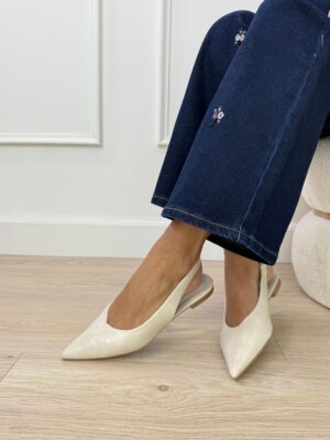 d4665341-ddca-4cf6-bba8-6caffa3b8867