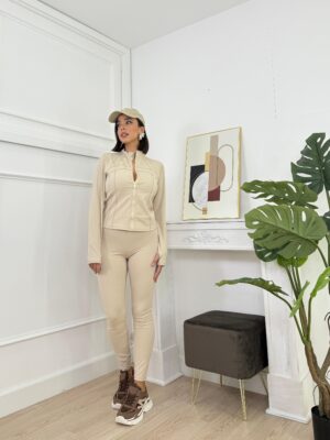 df7aff4d-0e48-463f-99f7-2374c3e079b1