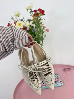 1cf7b7d7-7f0c-422b-a8a7-8e1430f738d7