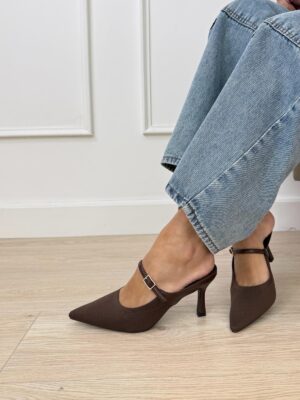 37b78f52-f377-4d85-b8cd-d4827fa08b76