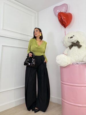 687b7435-63ff-49d4-a307-bf7e78f4b242