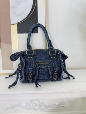 9392cb39-a82e-4784-92dc-fd6515497665